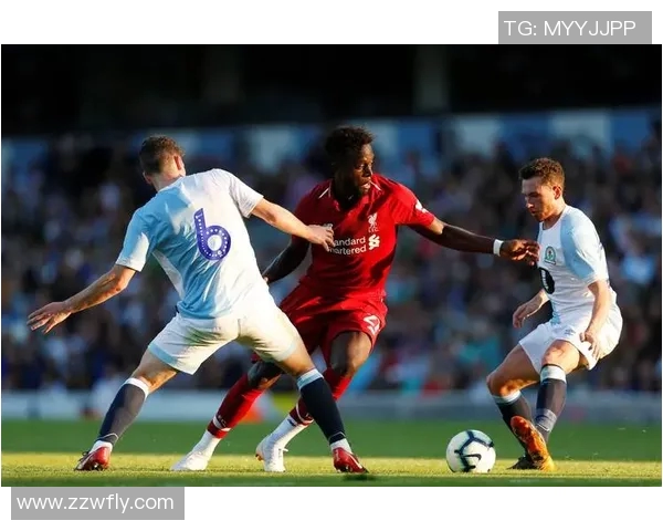 布莱克本与女王巡游的精彩对决揭示英冠联赛的激烈竞争与球队实力较量