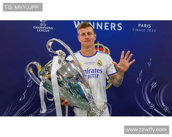 欧冠决赛温布利草坪问题引发球员集体不满与争议