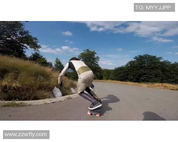 重庆滑板队的力量揭秘：滑板巨献带你领略城市青春活力与激情